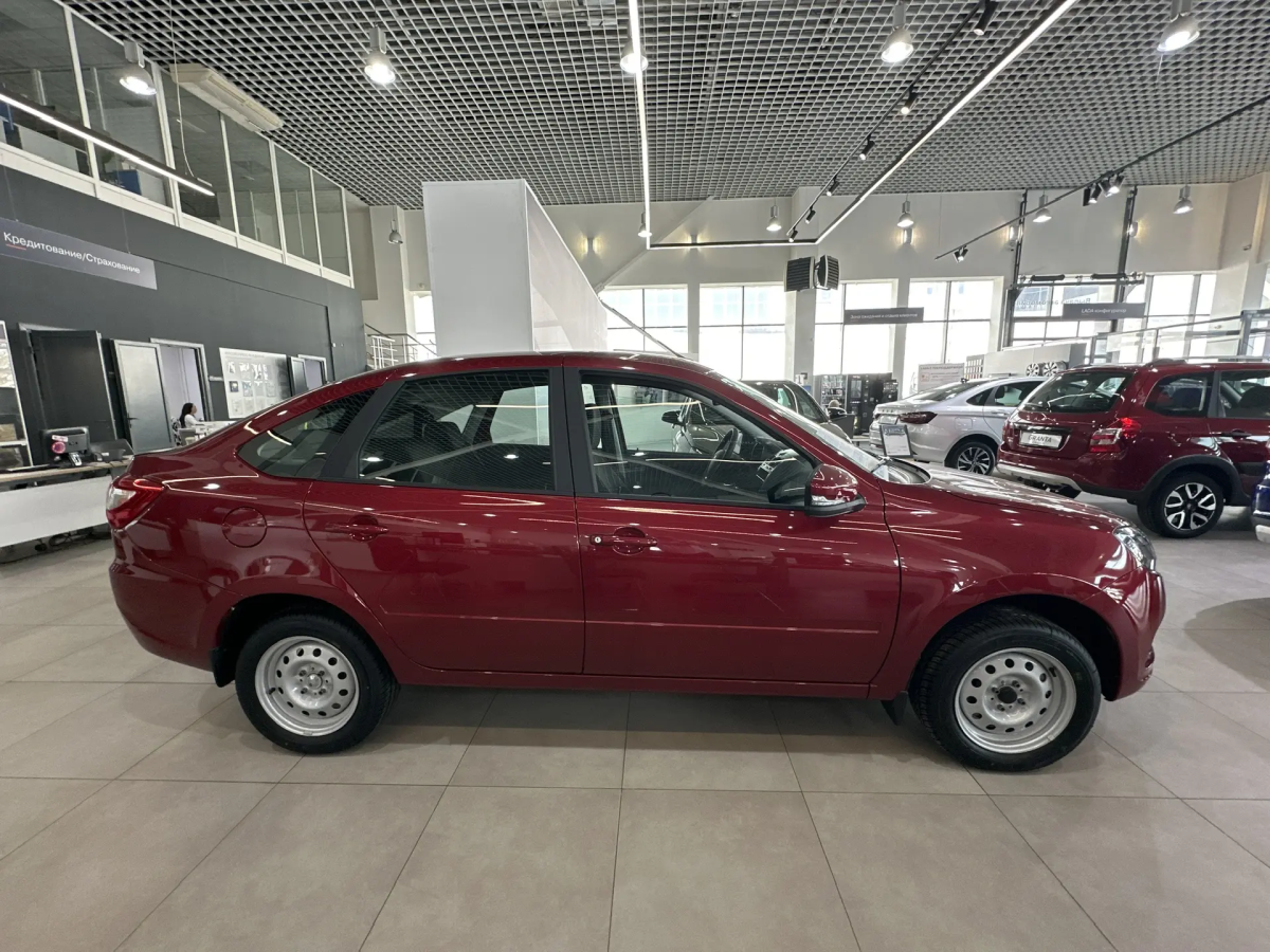 LADA GRANTA 1.6 MT (90 л.с.)