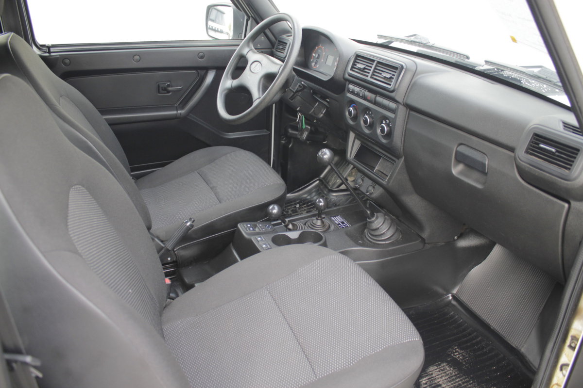 LADA (ВАЗ) Niva Legend 1.7 MT (83 л.с.) 4WD