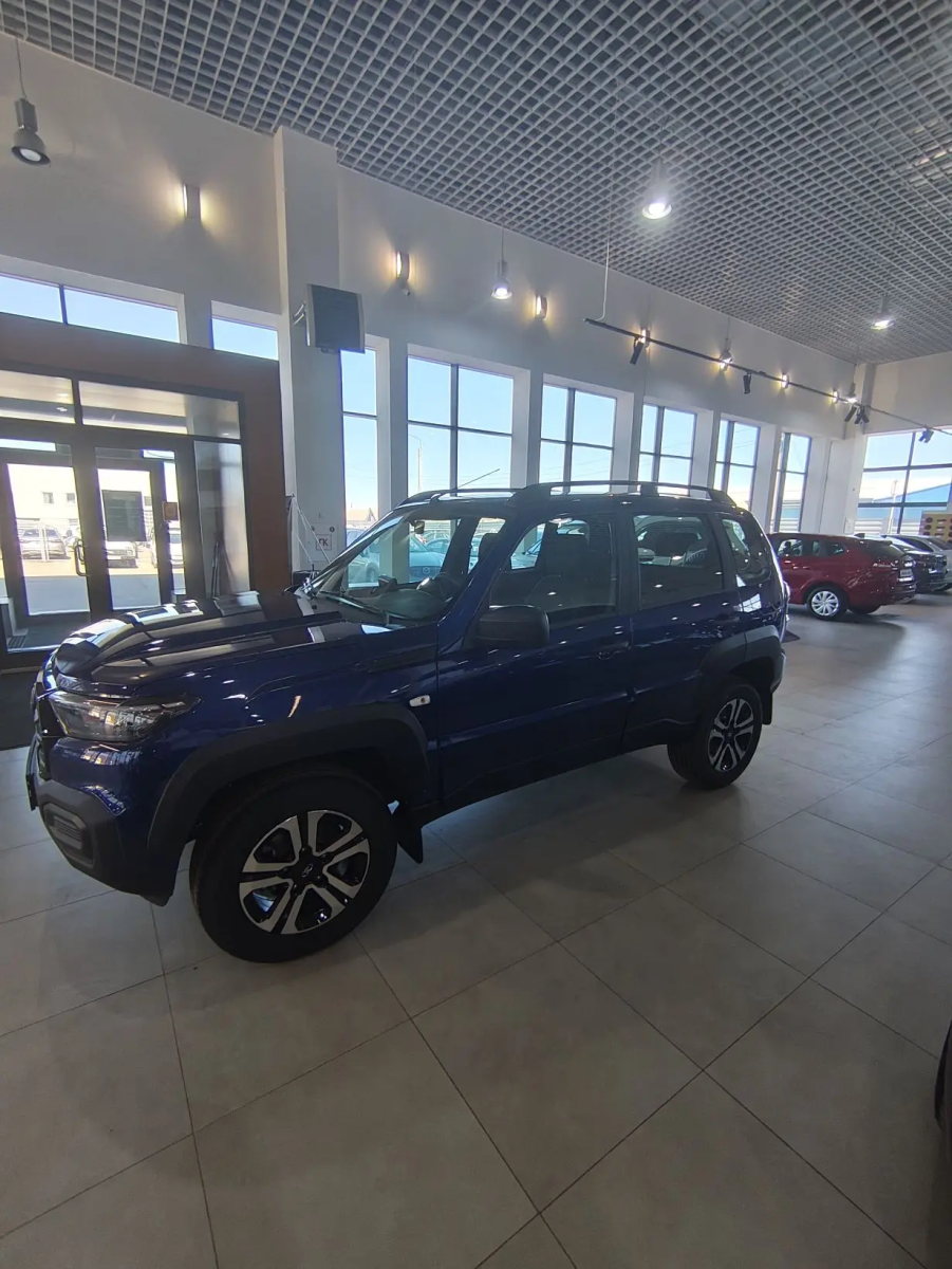 LADA NIVA TRAVEL 1.8 MT (90 л.с.) 4WD