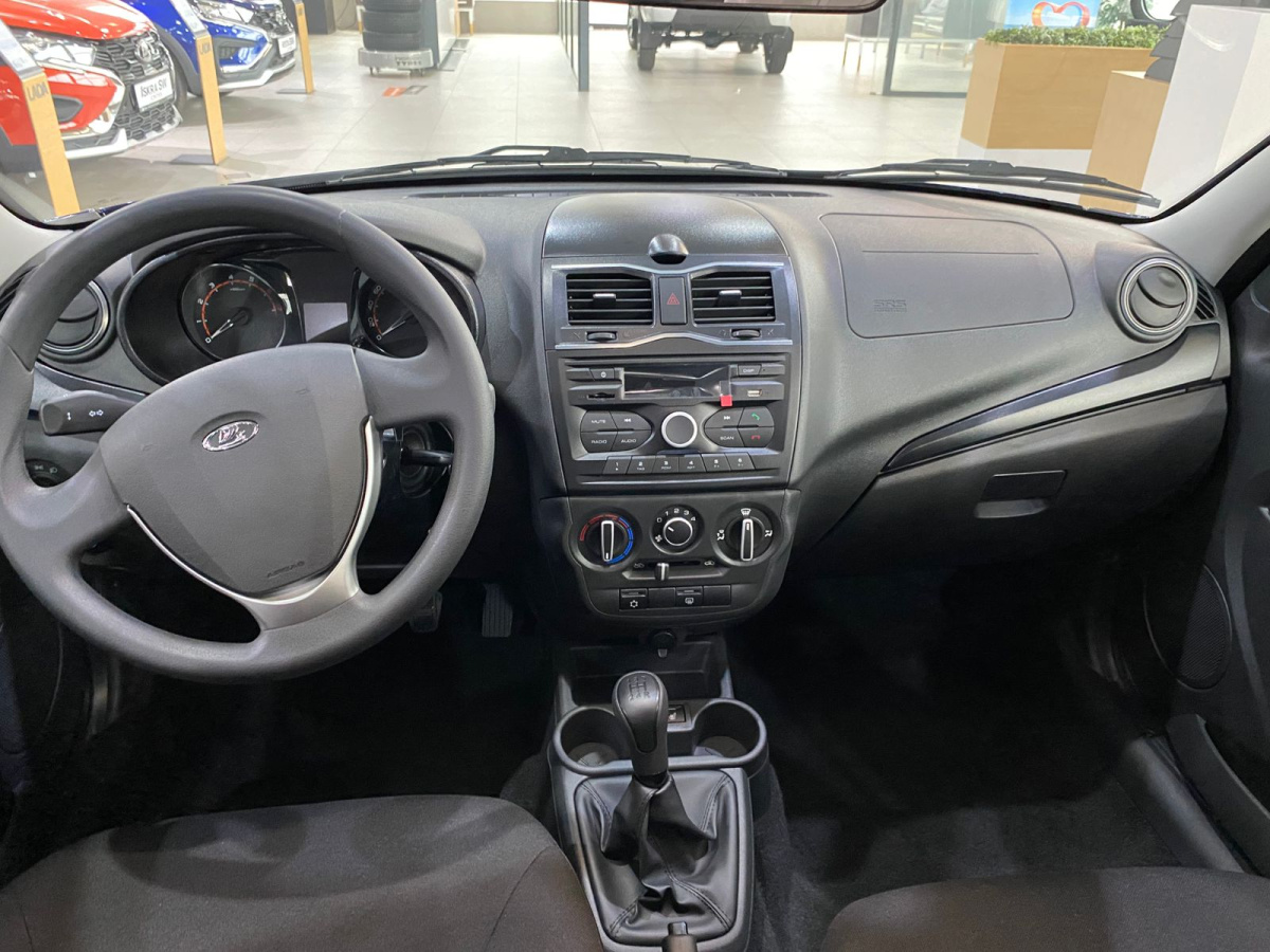 LADA GRANTA 1.6 MT (90 л.с.)