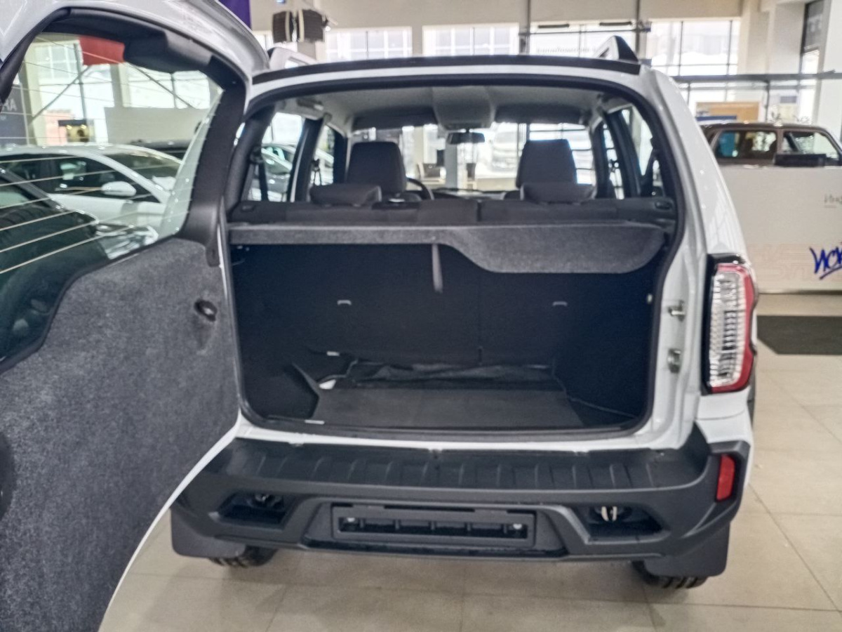 LADA NIVA TRAVEL 1.8 MT (90 л.с.) 4WD