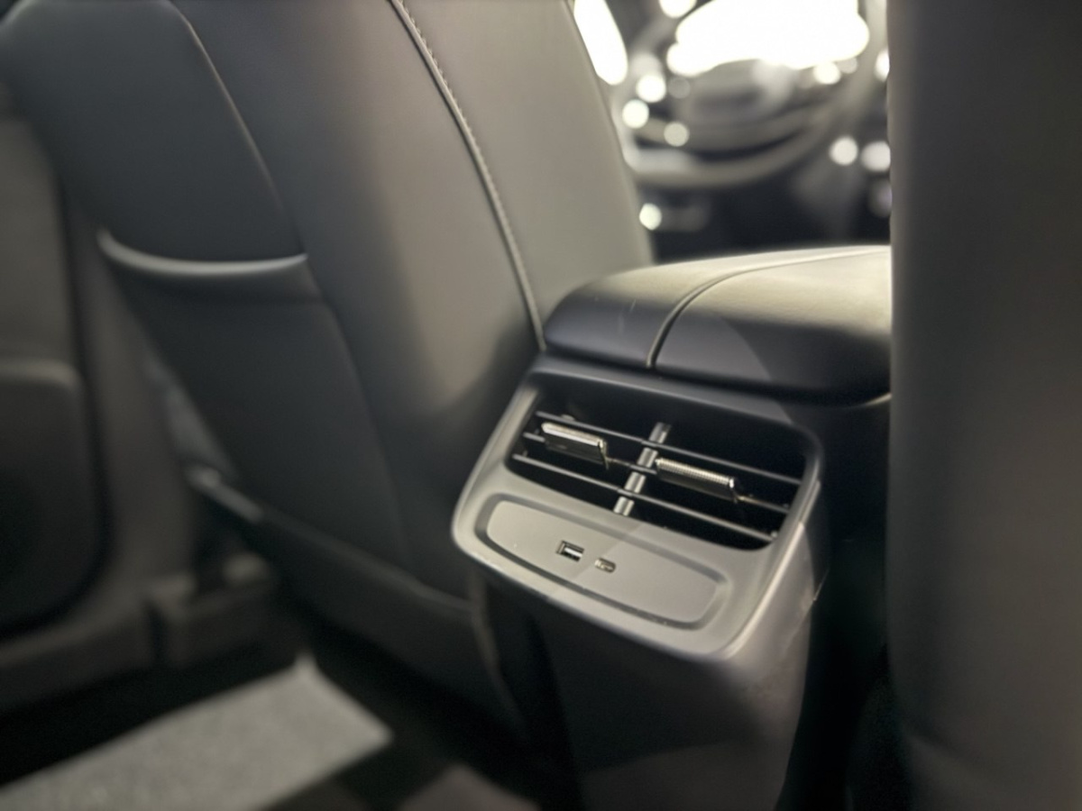 OMODA C7 1.6 AMT (150 л.с.) 4WD