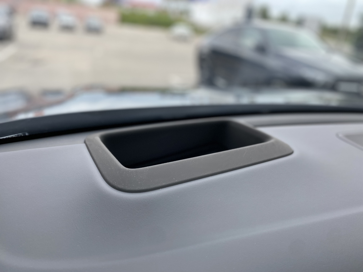 LIXIANG L9 52.3 kWh 1.5hyb AT (449 л.с.) 4WD